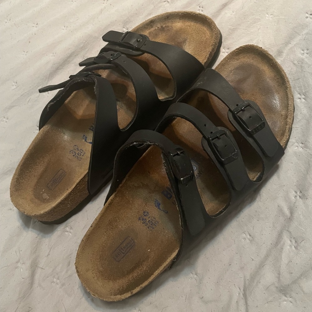 Black Narrow Birkenstocks